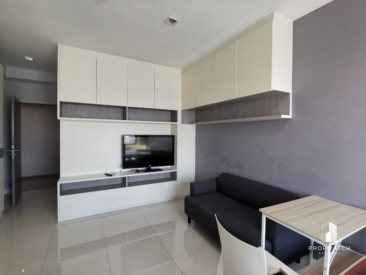 For SaleCondoSathorn, Narathiwat : ✨flash deal ✨The Heningle Sathorn-Suanplus (Studio 1Bed1bath27SQM) Ready! Only 2,750,000 baht Tel.0981315848 @propmatch