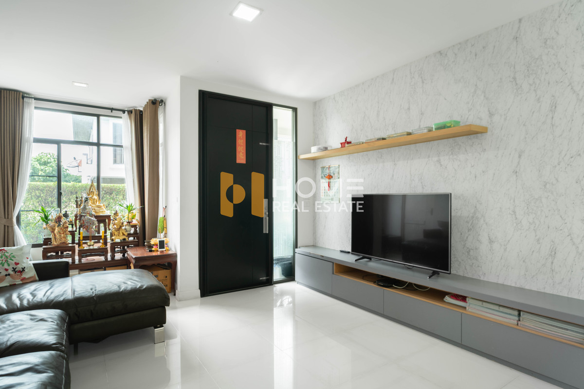 ขายบ้านลาดกระบัง สุวรรณภูมิ : บ้านแปลงมุม ไซส์กลาง แต่ราคาต่อตรว.ดีที่สุด!! 🔥 มัณฑนา อ่อนนุช - วงแหวน 4 / 4 ห้องนอน (ขาย), Manthana Onnut - Wongwan 4 / 4 Bedrooms (FOR SALE) FON241