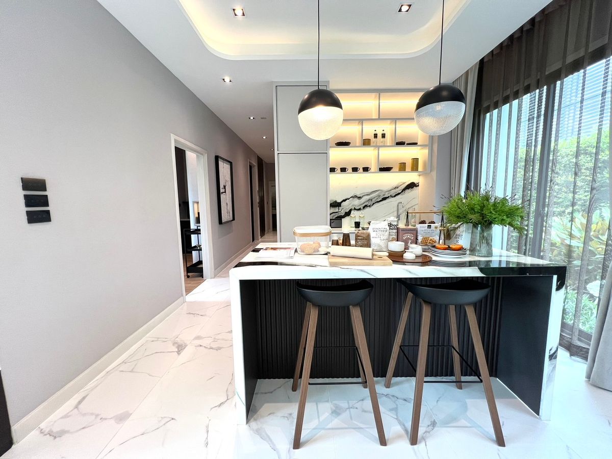 ขายบ้านนวมินทร์ รามอินทรา : 🔥Hot Deal โปรโมชั่นลดโหด🔥Bangkok Boulevard Signature รามอินทรา - วัชรพล | บ้านเดี่ยว 2 ชั้น ขนาด 391 ตร.ม. 87.4 ตร.ว. | 4 ห้องนอน 5 ห้องน้ำ 4 ที่จอด เริ่ม 20 MB ติดต่อนัดชม Tel.0922635410 (เอิร์ธ)