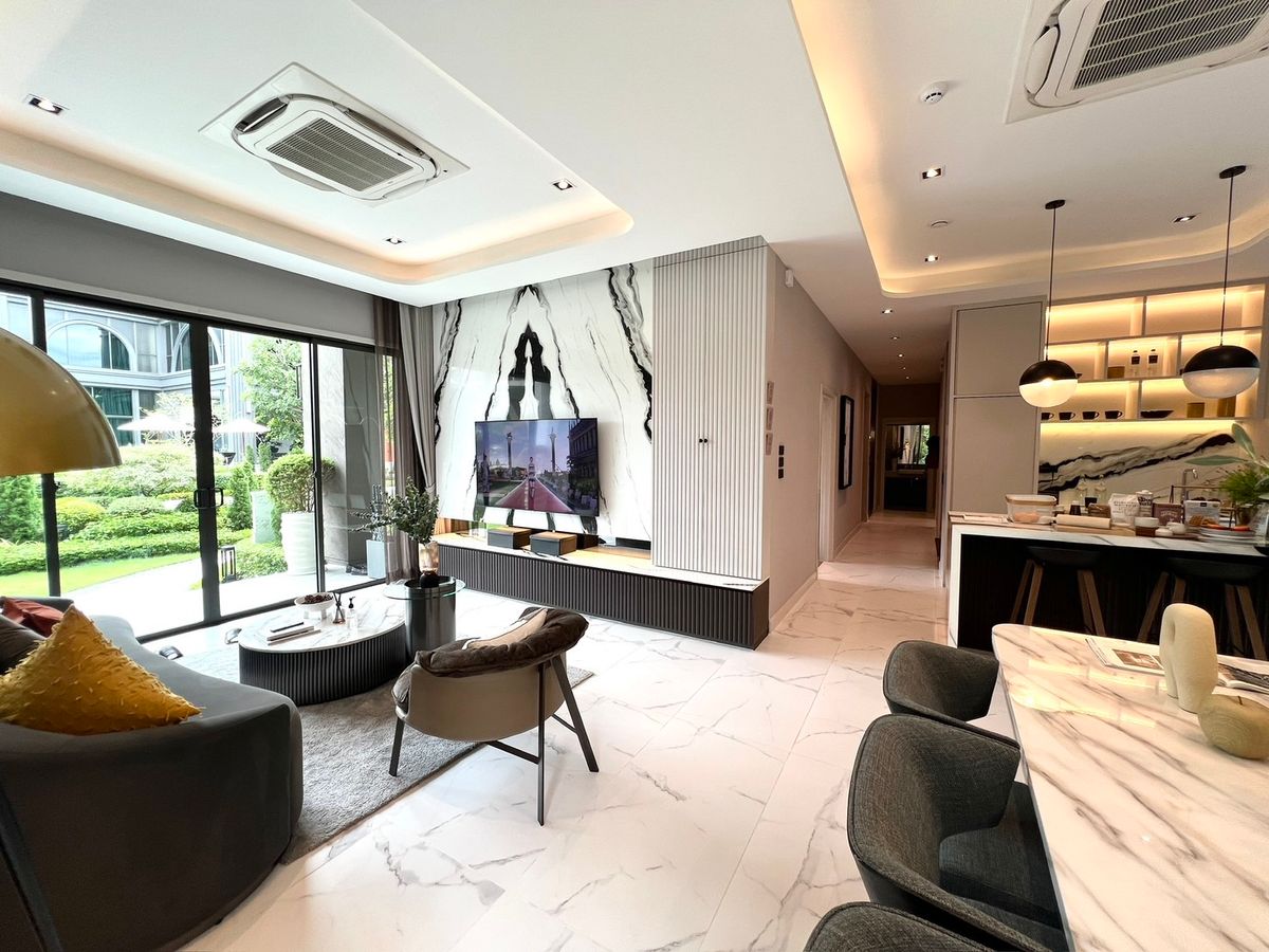 ขายบ้านนวมินทร์ รามอินทรา : 🔥Hot Deal โปรโมชั่นลดโหด🔥Bangkok Boulevard Signature รามอินทรา - วัชรพล | บ้านเดี่ยว 2 ชั้น ขนาด 391 ตร.ม. 87.4 ตร.ว. | 4 ห้องนอน 5 ห้องน้ำ 4 ที่จอด เริ่ม 20 MB ติดต่อนัดชม Tel.0922635410 (เอิร์ธ)