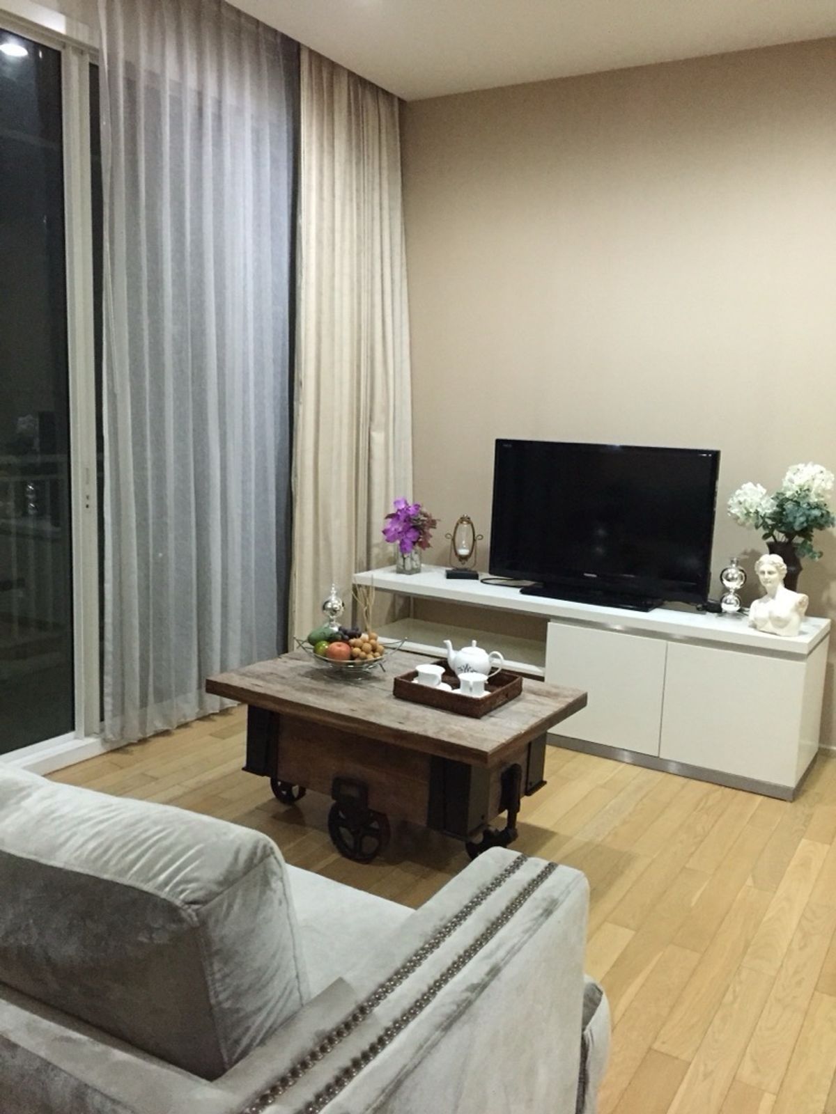 ให้เช่าคอนโดสุขุมวิท อโศก ทองหล่อ : 39 by Sansiri for rent 