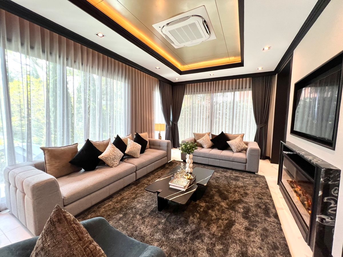 ขายบ้านนวมินทร์ รามอินทรา : 🔥Special price ราคาโปรพิเศษ🔥Bangkok Boulevard Signature รามอินทรา - วัชรพล | บ้านเดี่ยว 2 ชั้น ขนาด 516 ตร.ม. 125.1 ตร.ว. | 4 ห้องนอน 5 ห้องน้ำ 4 ที่จอด เริ่ม 29.9 MB ติดต่อนัดชม Tel.0922635410 (เอิร์ธ)