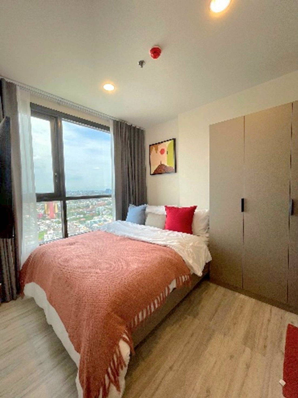 ให้เช่าคอนโดรัชดา ห้วยขวาง : 🔴16,000฿🔴 𝐗𝐓 𝐇𝐮𝐚𝐢𝐤𝐡𝐰𝐚𝐧𝐠┃เอ็กซ์ที ห้วยขวาง ✅ ใกล้ MRT ห้วยขวาง ยินดีบริการ🙏สนใจทัก 𝙇𝙄𝙉𝙀 มานะคะ (ตอบไวมาก):​📱 รหัสทรัพย์​ 6810-2803📱: ไอดีไลน์:@bbcondo88