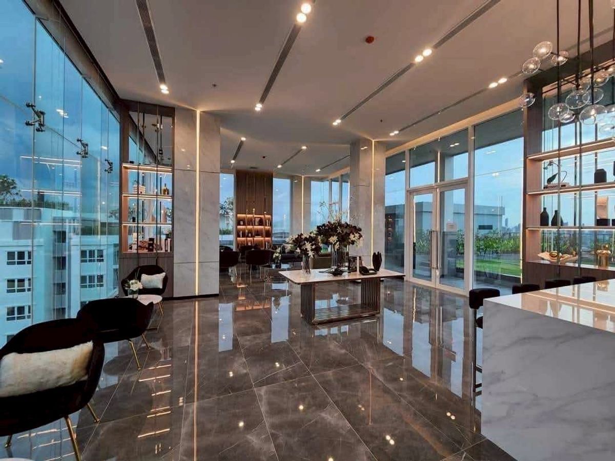 For SaleCondoPinklao, Charansanitwong : ✨ Condo near Siriraj is only 2 kilometers.