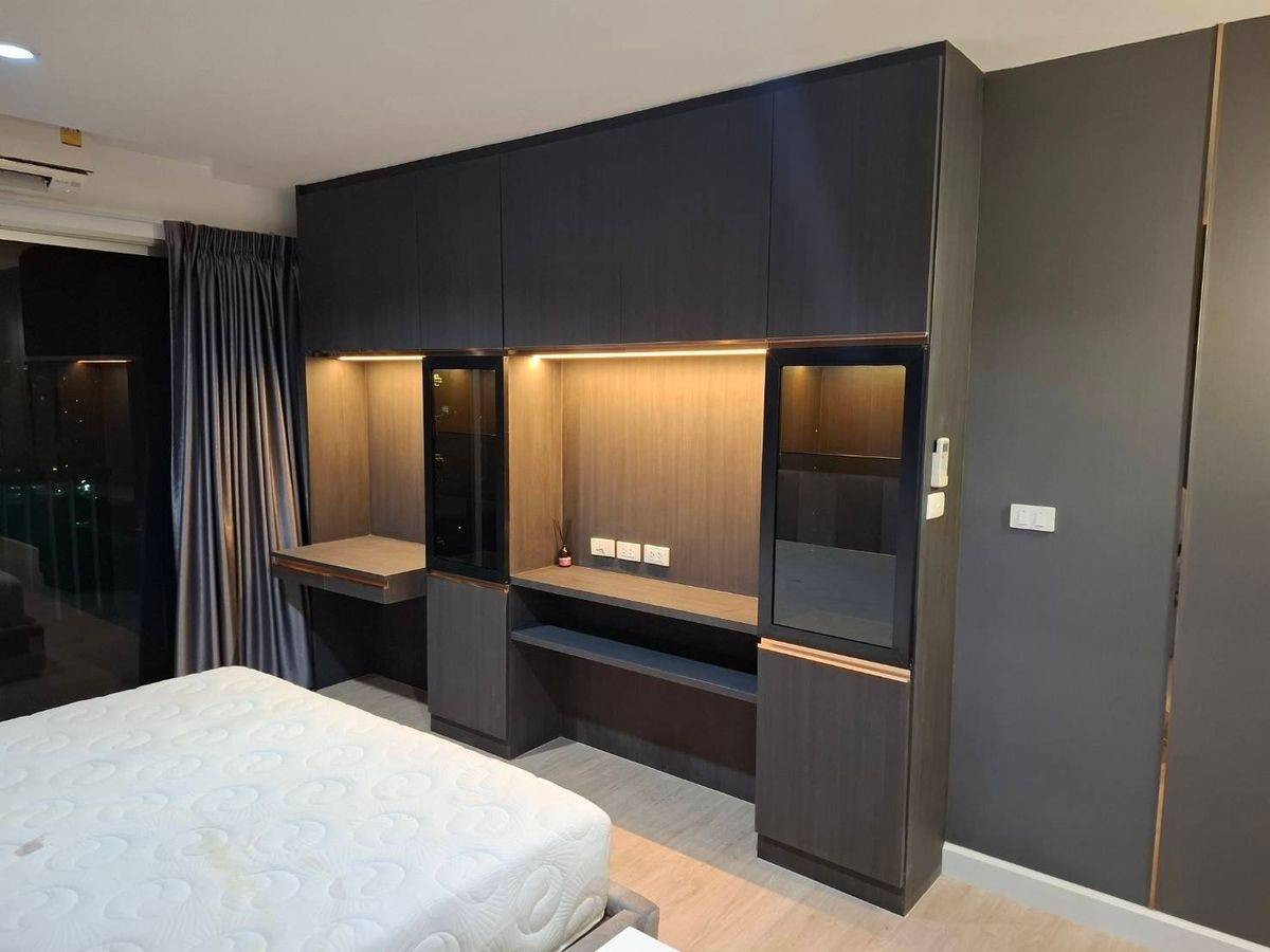 For SaleCondoPattanakan, Srinakarin : Next to the BTS Yellow Line, Hua Mak Station, near the Airport Link