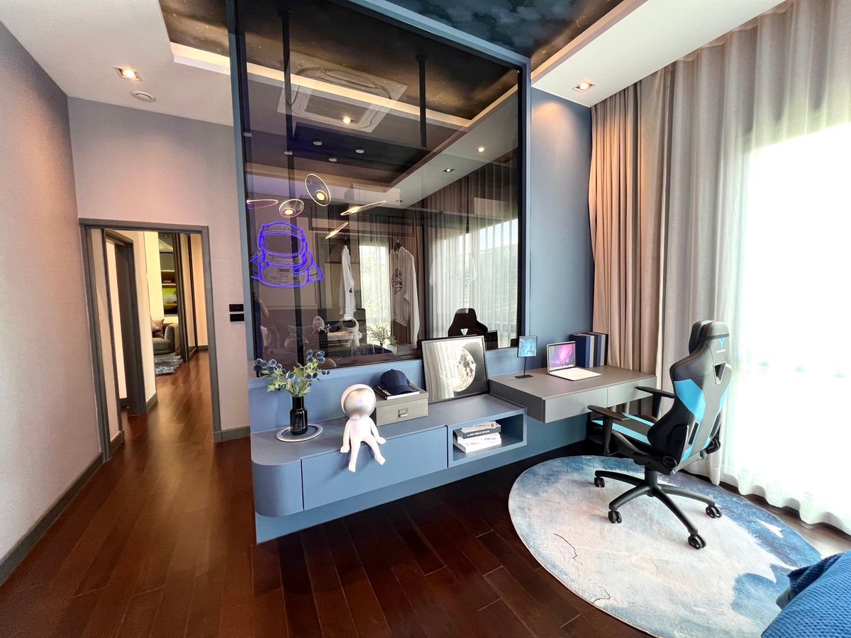 ขายบ้านนวมินทร์ รามอินทรา : 🔥Hot Deal ซื้อตรงโครงการ🔥Bangkok Boulevard Signature รามอินทรา - วัชรพล | บ้านเดี่ยว 2 ชั้น ขนาด 439 ตร.ม. 101.9 ตร.ว. | 4 ห้องนอน 5 ห้องน้ำ 4 ที่จอด เริ่ม 25.9 MB ติดต่อนัดชม Tel.0922635410 (เอิร์ธ)