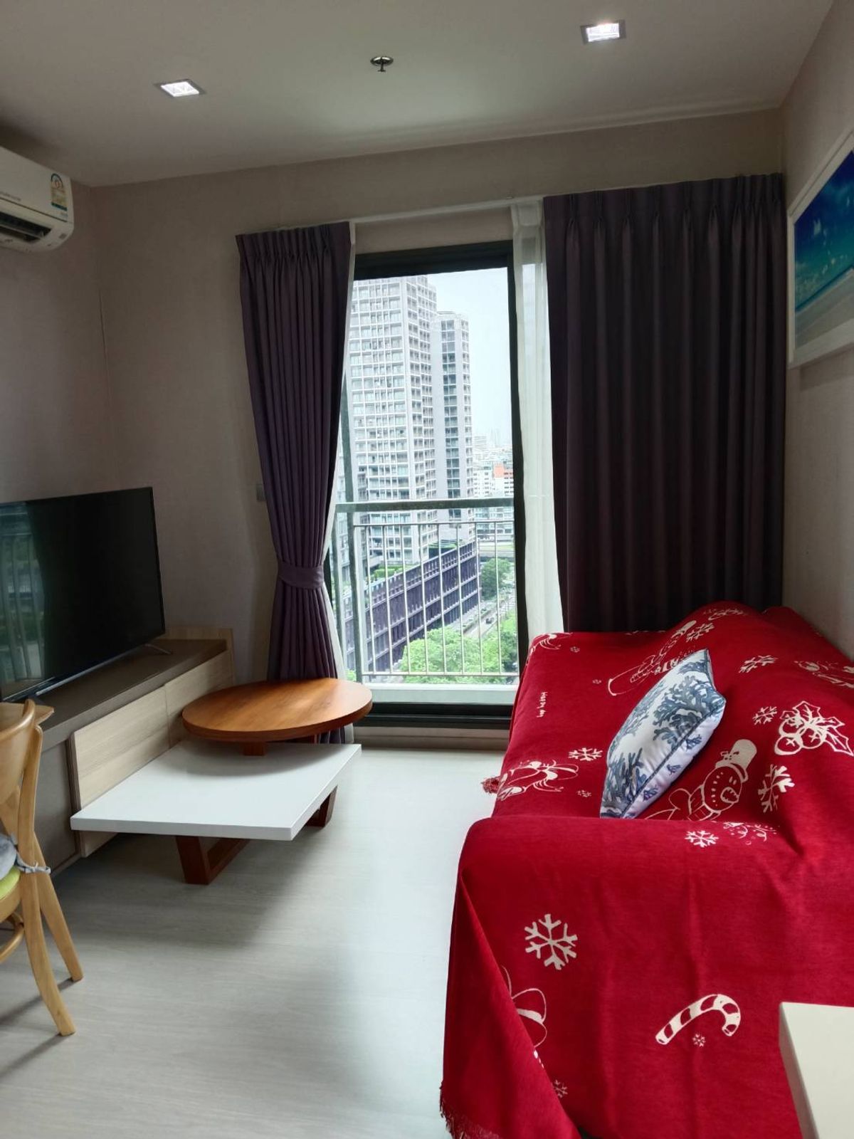 For RentCondoSukhumvit, Asoke, Thonglor : Sukhumvit 36-38 For RENT: Special 1 Big Bed (with Bathub)