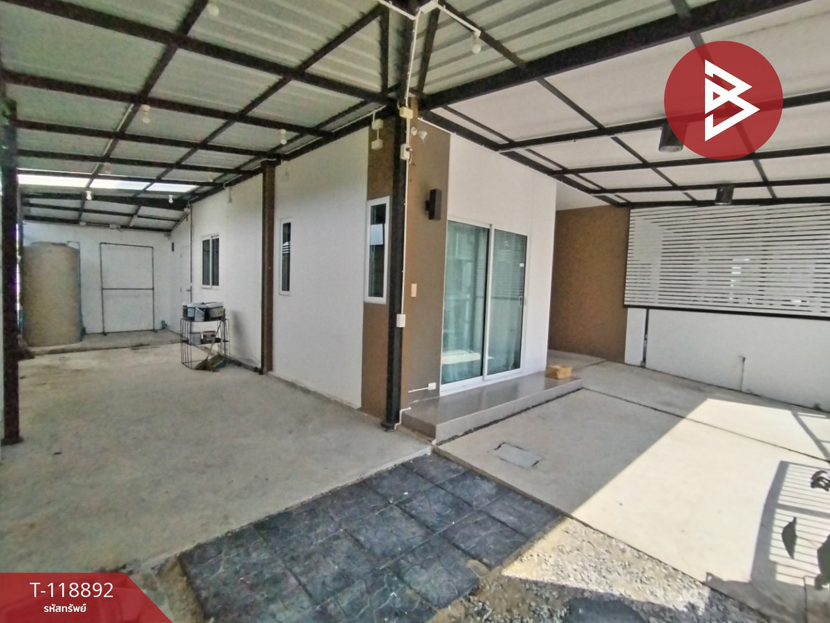 ขายทาวน์เฮ้าส์ หมู่บ้านเดอะคอนเนค รังสิต-คลอง 2 ปทุมธานี Loading...