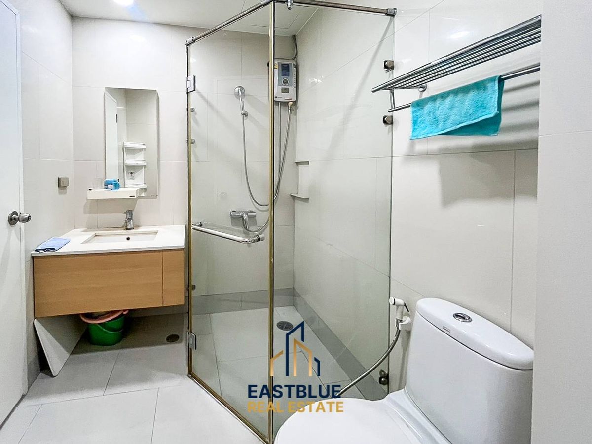 คอนโดราชเทวี พญาไท : ขายและเช่าค่า! ราคาเช่าถูกมากก ต่ำสุดในตลาด หาไม่ได้แล้วจากที่ไหนในตึกนี้ ถูกเกินแม่ ส่วนราคาขายเจ้าของบอกคุยได้ค่ะ ขอคนชอบจริงมาดูห้องพร้อมต่อได้เลย รีโนเวทพื้น และทำห้องใหม่สวยมากกก สนใจติดต่อเซลล์ประจำโครงการ 0876358339 