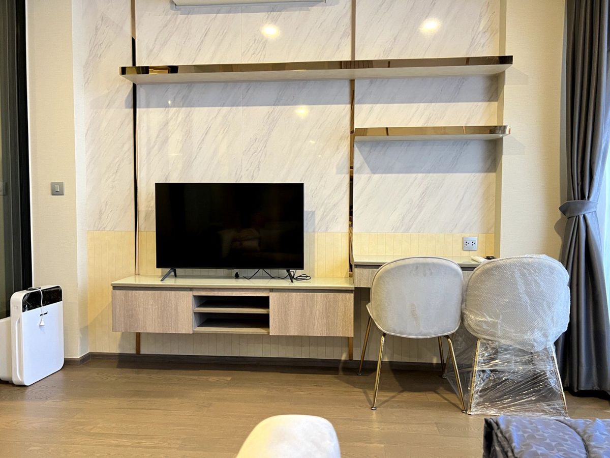 For RentCondoRatchathewi,Phayathai : Park Origin Phayathai【𝐑𝐄𝐍𝐓】🔥Cool modern design, open space, fully furnished🔥  Contact Line ID: @hacondo