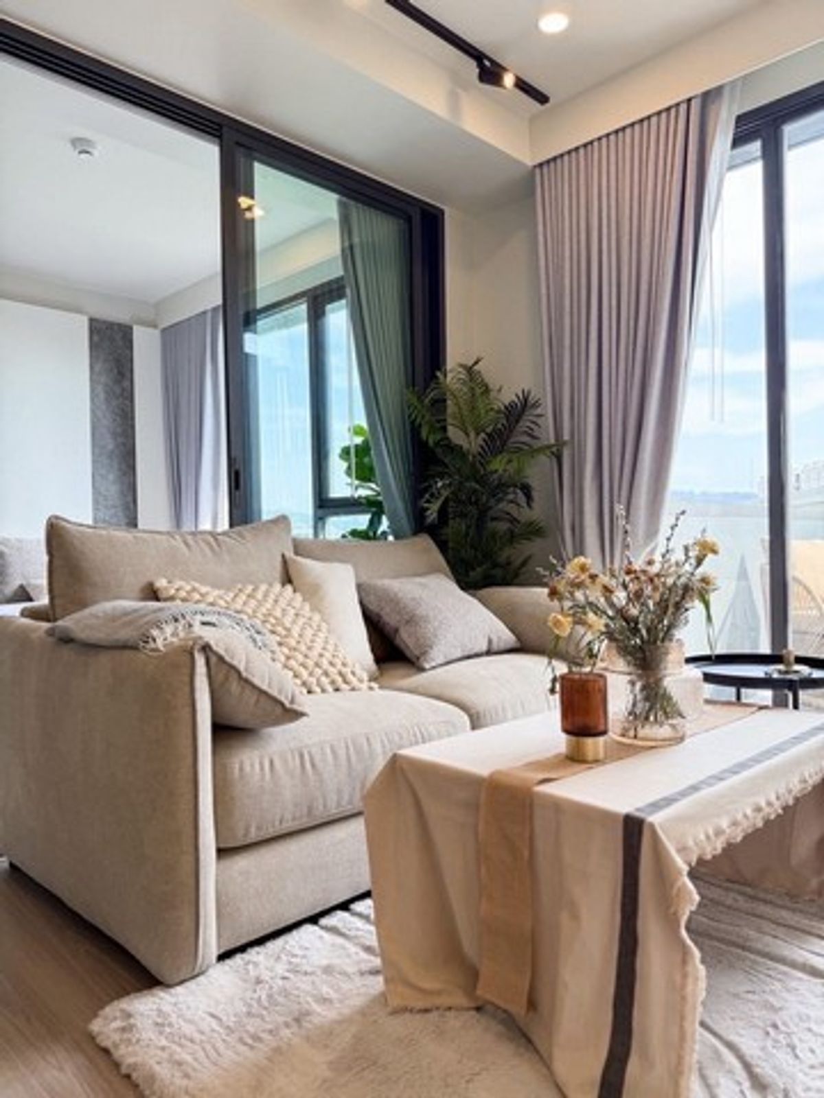 For SaleCondoPhuket : [Sell] Condo The Deck, Patong Sansiri | Top floor | Mountain View-View Sra | 2 Bedrooms 65.32 sqm. | 9.99 million