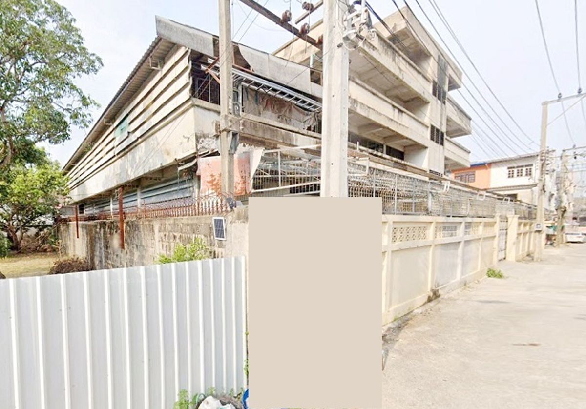 For RentWarehouseThaphra, Talat Phlu, Wutthakat : MRT Phasi Charoen 2.4 km.BangWaek 59-65 Warehouse for rent area 1 rai 1600 sq.m. Bang Waek-Charan Si