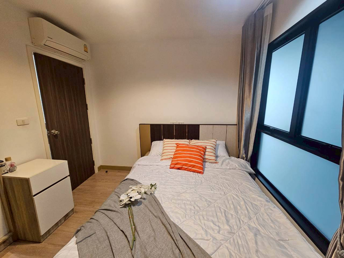 ให้เช่าคอนโดปิ่นเกล้า จรัญสนิทวงศ์ : ออฟฟิศลอยฟ้า! 2 นอน ห้องมุม ชั้น 23 วิวสวย ลำโพง Bluetooth ที่ธนา แอสโทเรีย