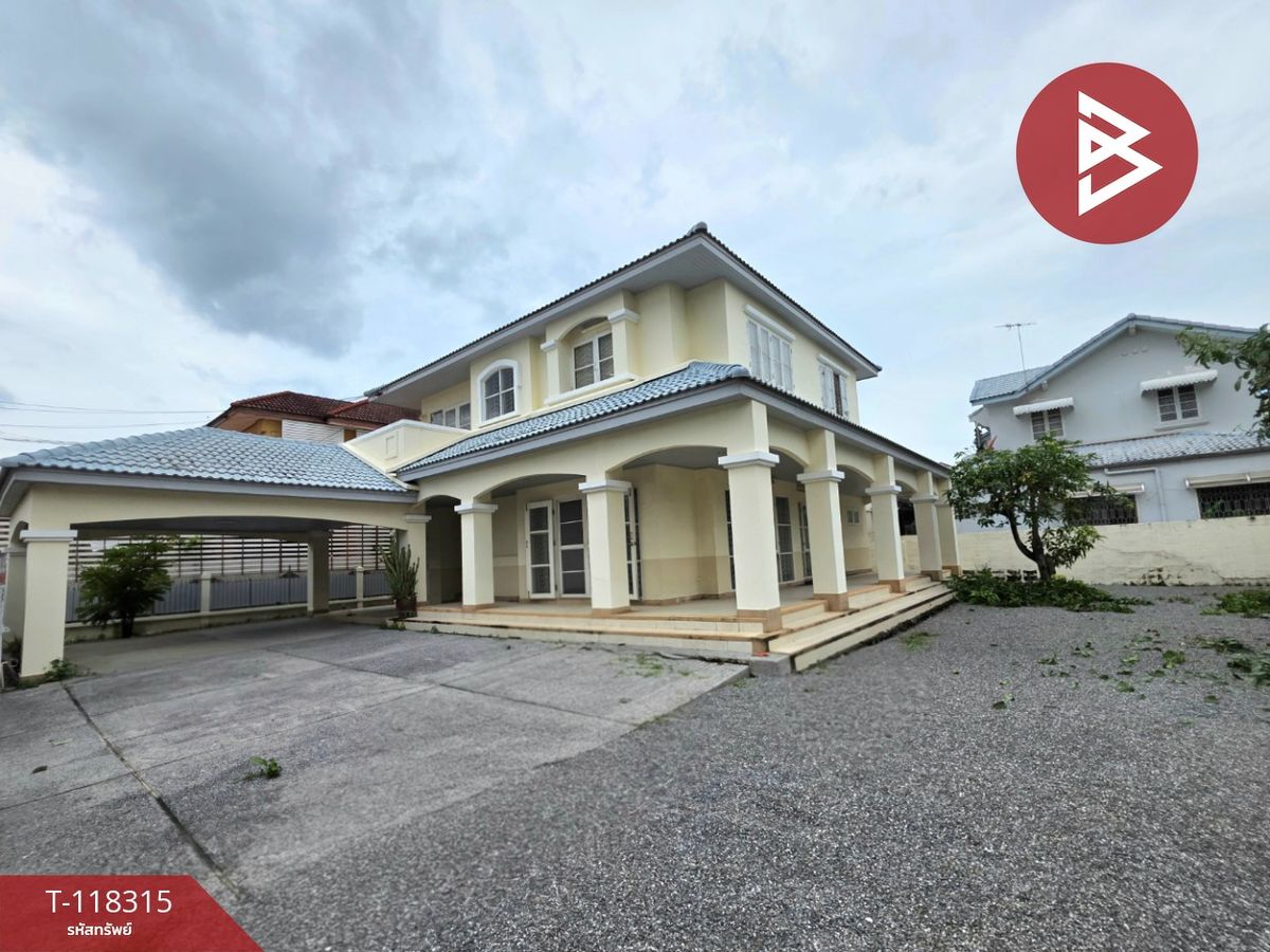 For SaleHouseKasetsart, Ratchayothin : House for sale Chaiyapruek-Ramintra Village, Bang Khen, Bangkok