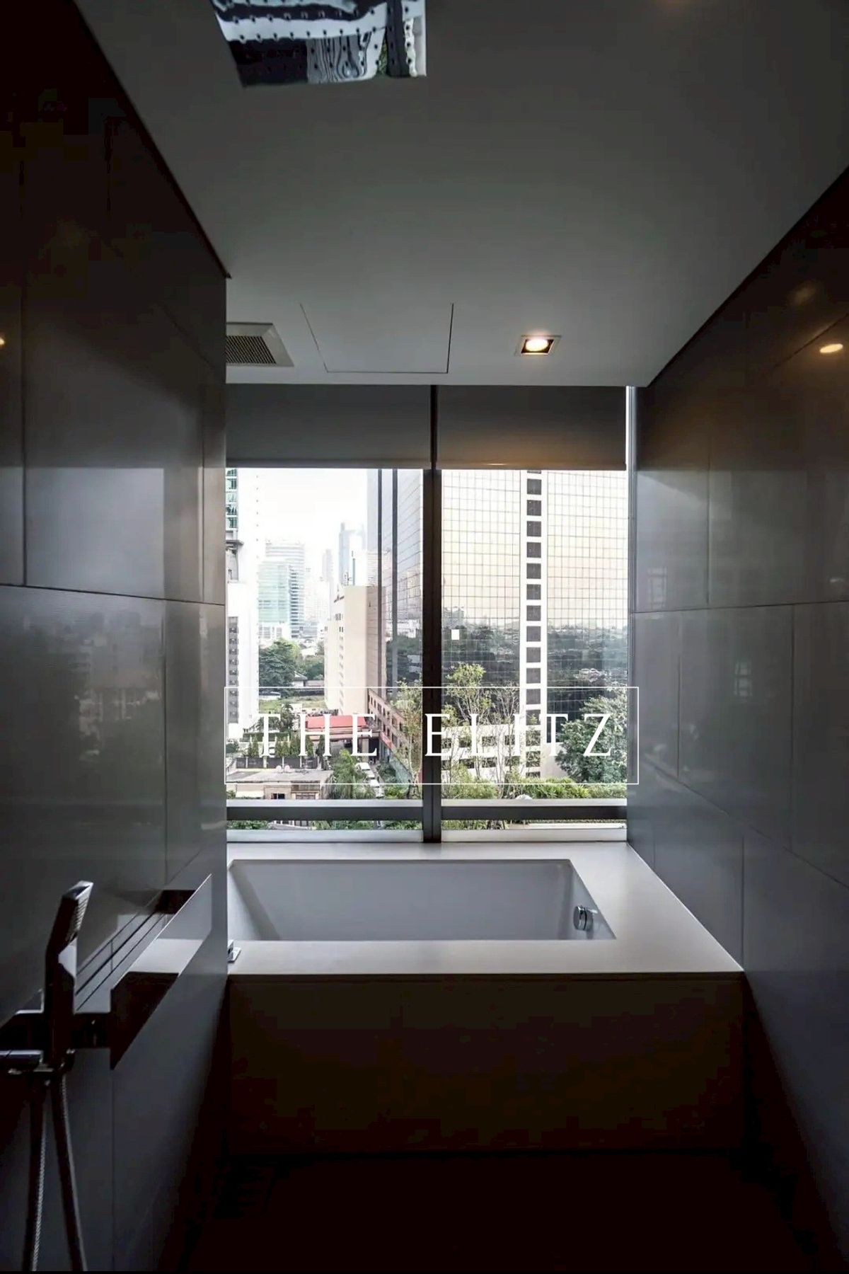 ให้เช่าคอนโดสาทร นราธิวาส : ✨ อยู่ใจกลางสาทร ไม่ต้องฝันไกล ห้องนี้จะทำให้ทุกวันง่ายและสบายกว่าเดิม ✔