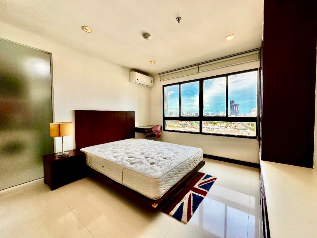 For SaleCondoRama3 (Riverside),Satupadit : Rama 3 area -Sathu Pradit, near the mall near the train, good location