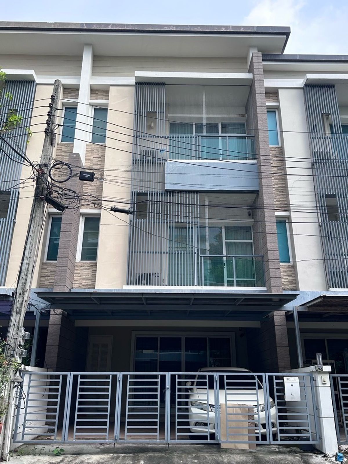 For SaleTownhomeLadprao101, Happy Land, The Mall Bang Kapi : Completely decorated Never rented out in a very good condition