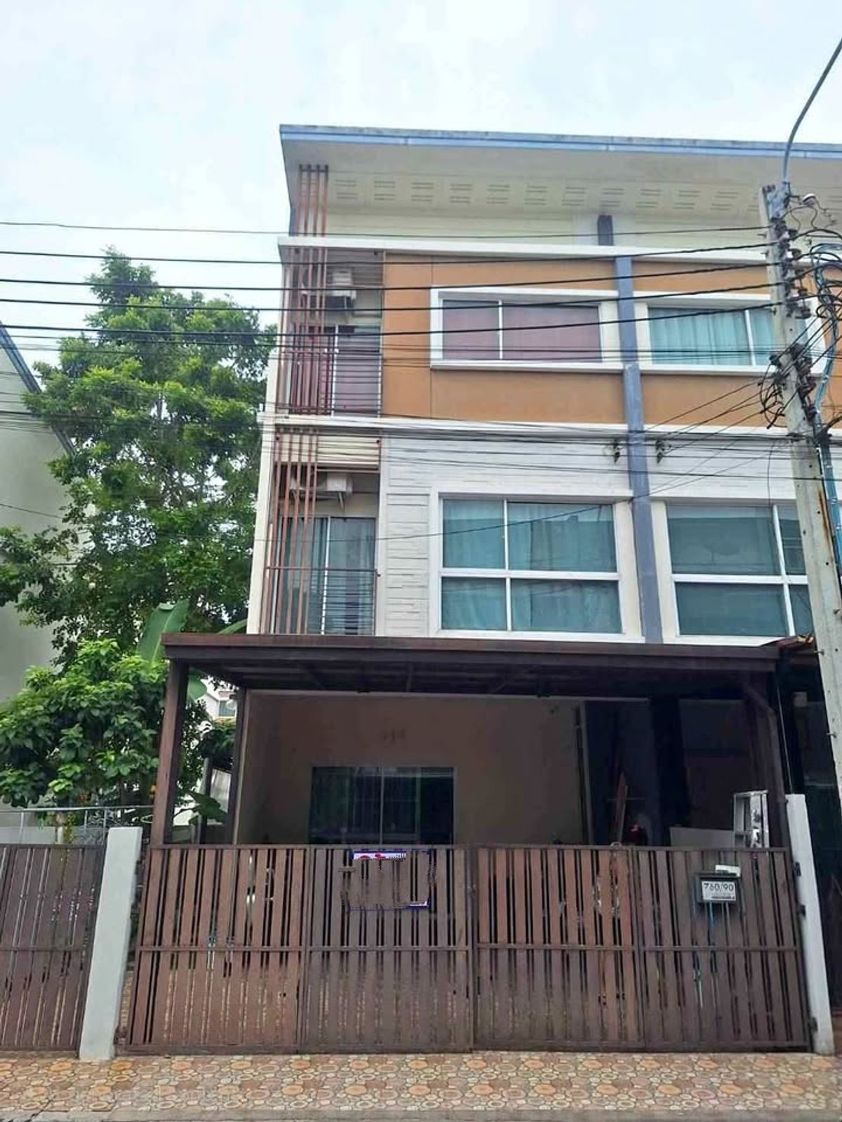 ให้เช่าทาวน์โฮมพัฒนาการ ศรีนครินทร์ : HR2727ให้เช่าทาวน์เฮ้าส์ 3 ชั้น โครงการ วิลเลต ซิตี้ ซ. พัฒนาการ 38 พร้อมอยู่