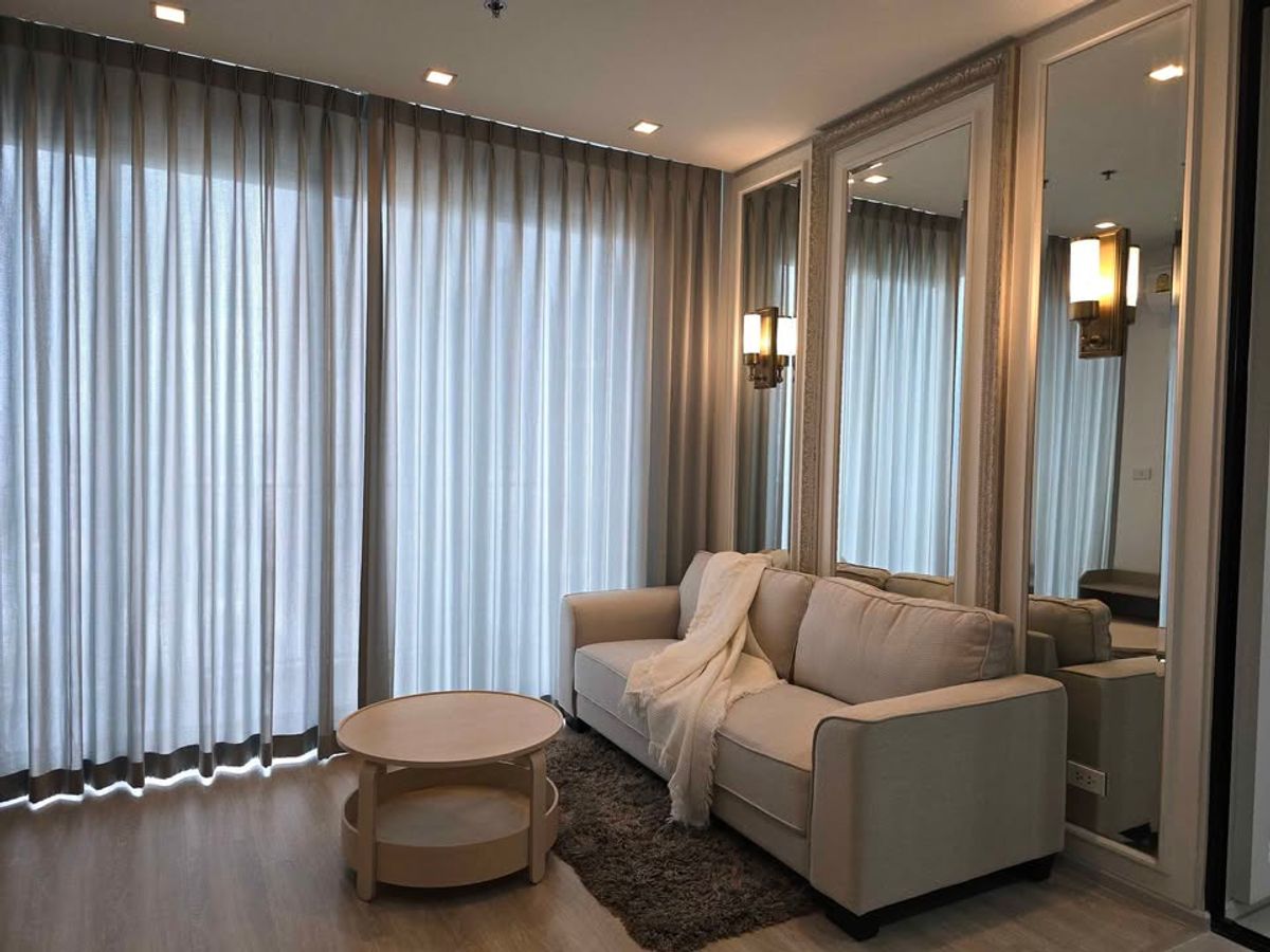 For RentCondoRatchadapisek, Huaikwang, Suttisan : 🔴24,000 ฿ 🔴 🔴 🔴 𝟏𝟕┃ 𝟏𝟕┃ Quinn Ratchada 17 ✅ Near MRT Sutthisan Yinnai 🙏 Interested to say hello (very fast answer): 📱 Property code 6808-11053: ID LINE:@bbcondo88