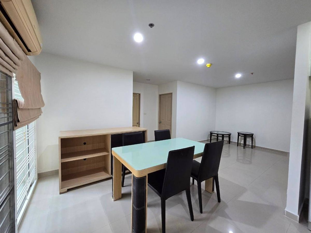 For SaleCondoThaphra, Talat Phlu, Wutthakat : Area 74 sqm, near BTS Wutthakat, only 4 kilometers Metro Park Sathorn Phase 2/1