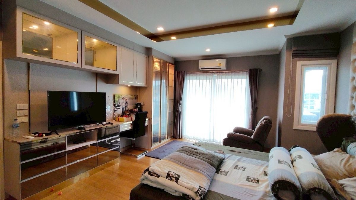 ขายบ้านพระราม 2 บางขุนเทียน : 🌟 ขายบ้านหรู 2 ชั้น สไตล์ Luxury พร้อมเรือนรับรองเอนกประสงค์📍 โครงการ ศุภาลัย พรีม่า วิลล่า พระราม 2 – บางขุนเทียน