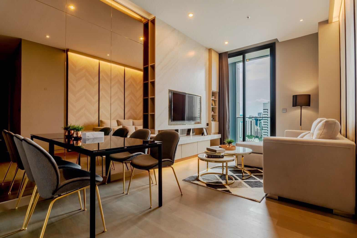 ให้เช่าคอนโดพระราม 9 เพชรบุรีตัดใหม่ RCA : หรูหราใจกลางอโศก! The Esse Singha Complex 2 ห้องนอน 77 ตร.ม.