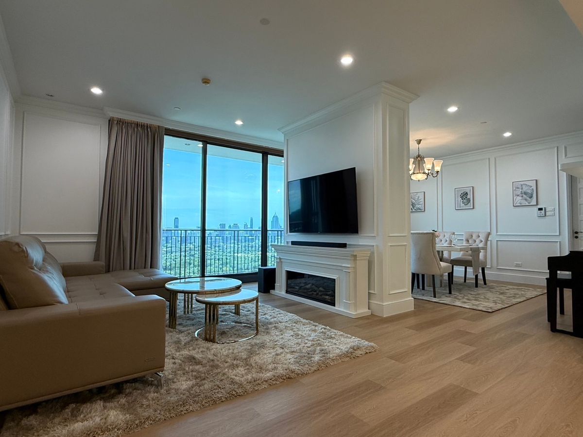 ให้เช่าคอนโดสุขุมวิท อโศก ทองหล่อ : สุดจะเริ่ด Pet Friendly 😻Big size👑August Sukhumvit 22 by Jubjib