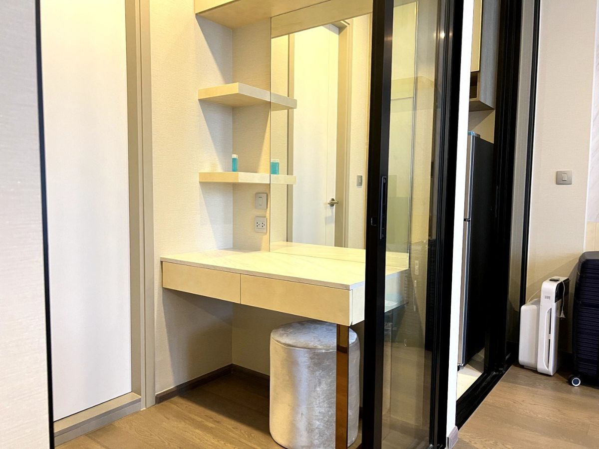 For RentCondoRatchathewi,Phayathai : Park Origin Phayathai【𝐑𝐄𝐍𝐓】🔥Cool modern design, open space, fully furnished🔥  Contact Line ID: @hacondo