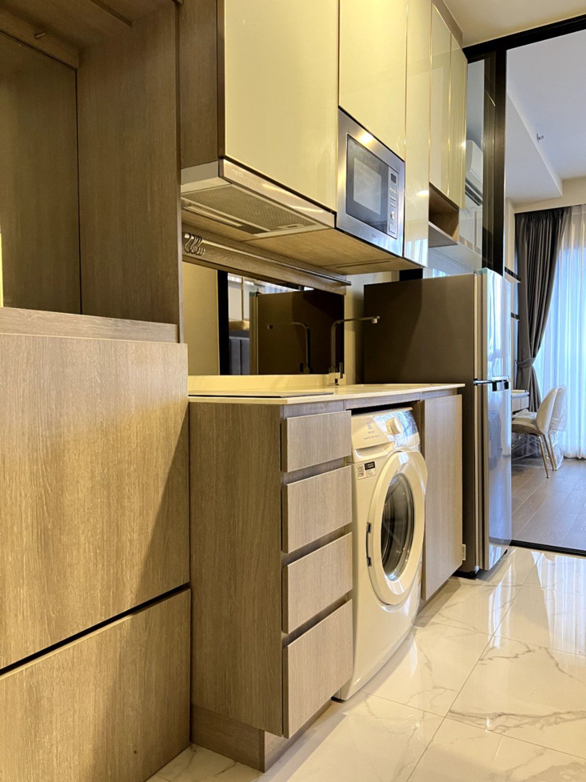 For RentCondoRatchathewi,Phayathai : Park Origin Phayathai【𝐑𝐄𝐍𝐓】🔥Cool modern design, open space, fully furnished🔥  Contact Line ID: @hacondo