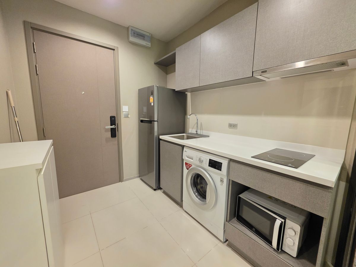 For RentCondoRama9, Petchburi, RCA : Life Asoke Hype for rent, 23,000 baht [PNr250803]