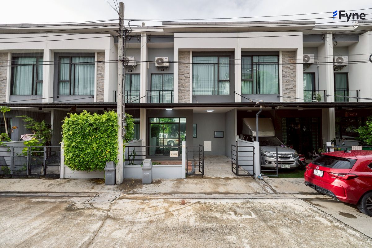 ขายทาวน์โฮมนวมินทร์ รามอินทรา : หมู่บ้าน ใกล้ สนามบิน ดอนเมือง Renovate ใหม่ The Pleno พหลโยธิน – วัชรพล