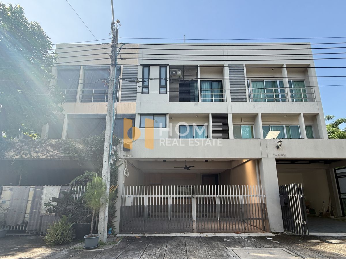 ขายทาวน์โฮมพัฒนาการ ศรีนครินทร์ : โนเบิล คิวบ์ พัฒนาการ / 1 ห้องนอน (ขาย), Noble Cube Patanakarn / 1 Bedroom (FOR SALE) PALM891