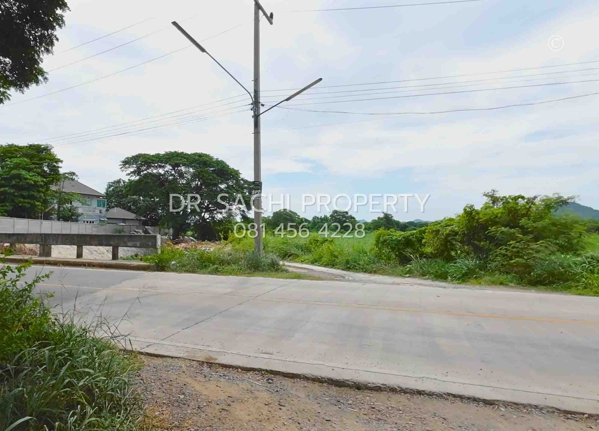 ขายที่ดินสระบุรี : ขายถูก ที่ดินสวยแปลงใหญ่ ใกล้วัดพระพุทธบาท 42 ไร่ 2 งาน 91.3 ตรว. อ.พระพุทธบาท จ.สระบุรี