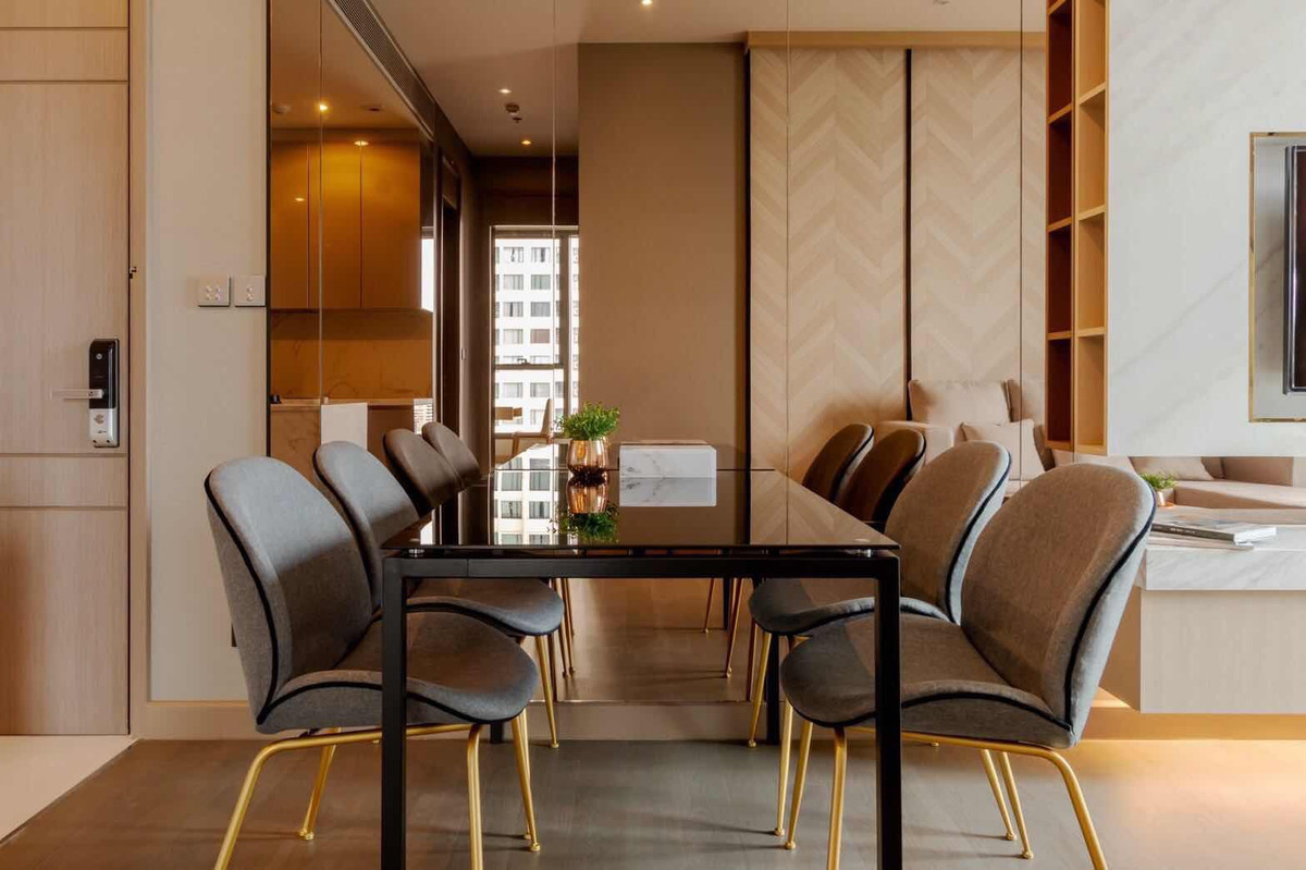 ให้เช่าคอนโดพระราม 9 เพชรบุรีตัดใหม่ RCA : หรูหราใจกลางอโศก! The Esse Singha Complex 2 ห้องนอน 77 ตร.ม.