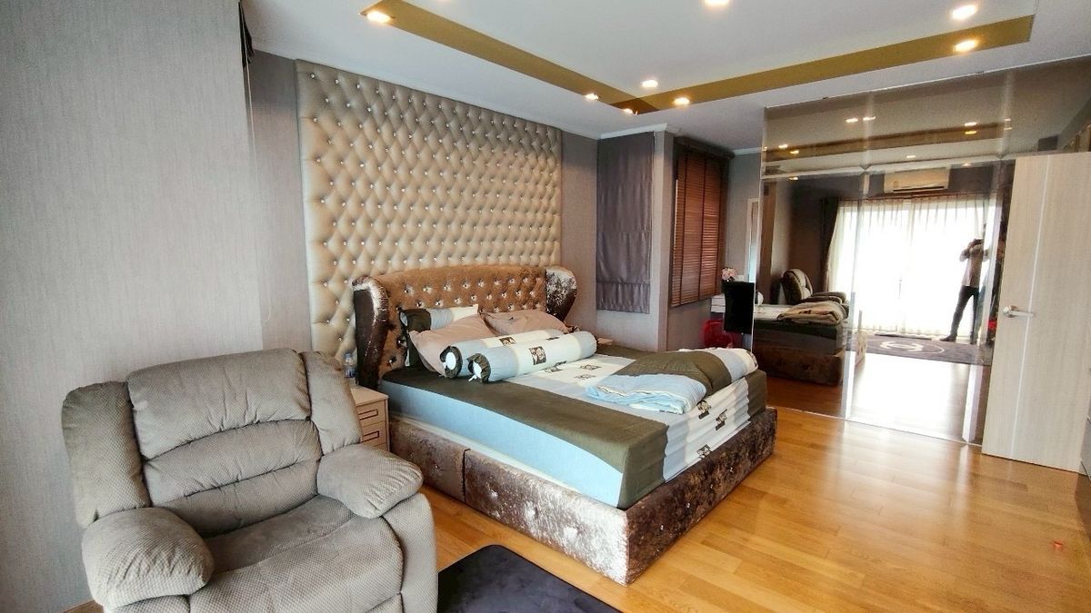 ขายบ้านพระราม 2 บางขุนเทียน : 🌟 ขายบ้านหรู 2 ชั้น สไตล์ Luxury พร้อมเรือนรับรองเอนกประสงค์📍 โครงการ ศุภาลัย พรีม่า วิลล่า พระราม 2 – บางขุนเทียน