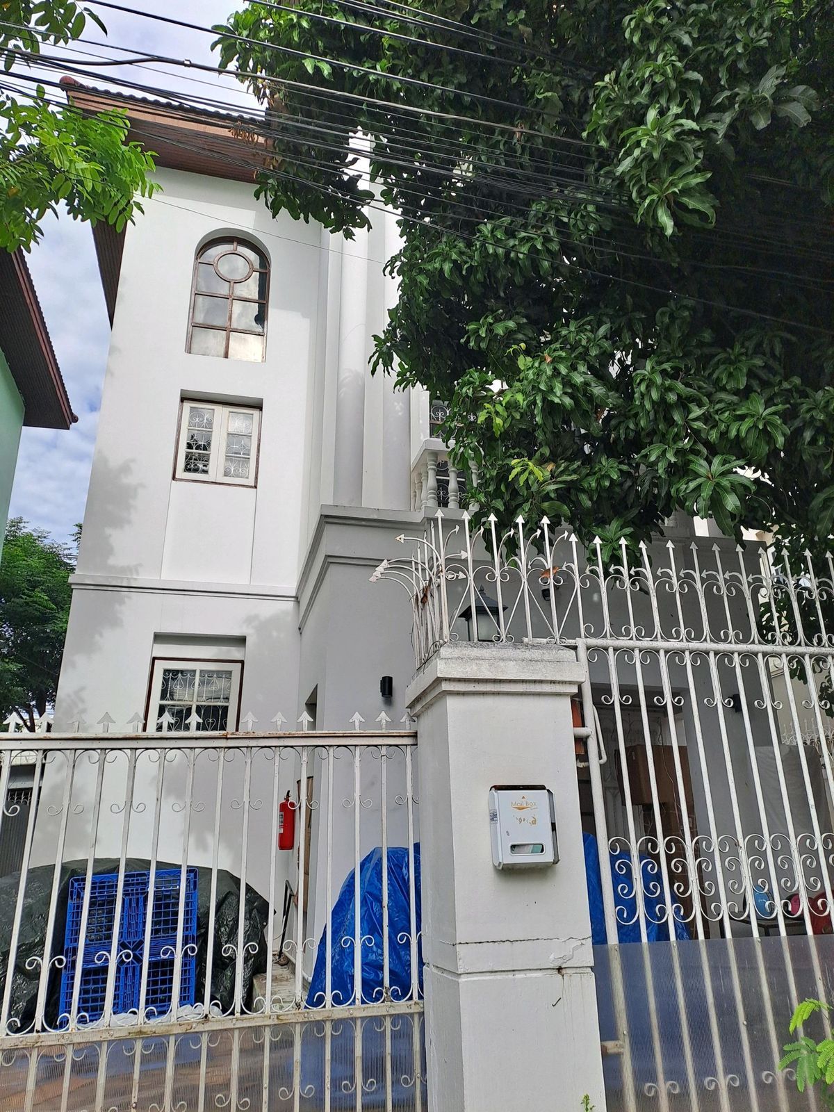 For RentHousePinklao, Charansanitwong : 🏠 3-story detached house for rent on the main road S2501-805