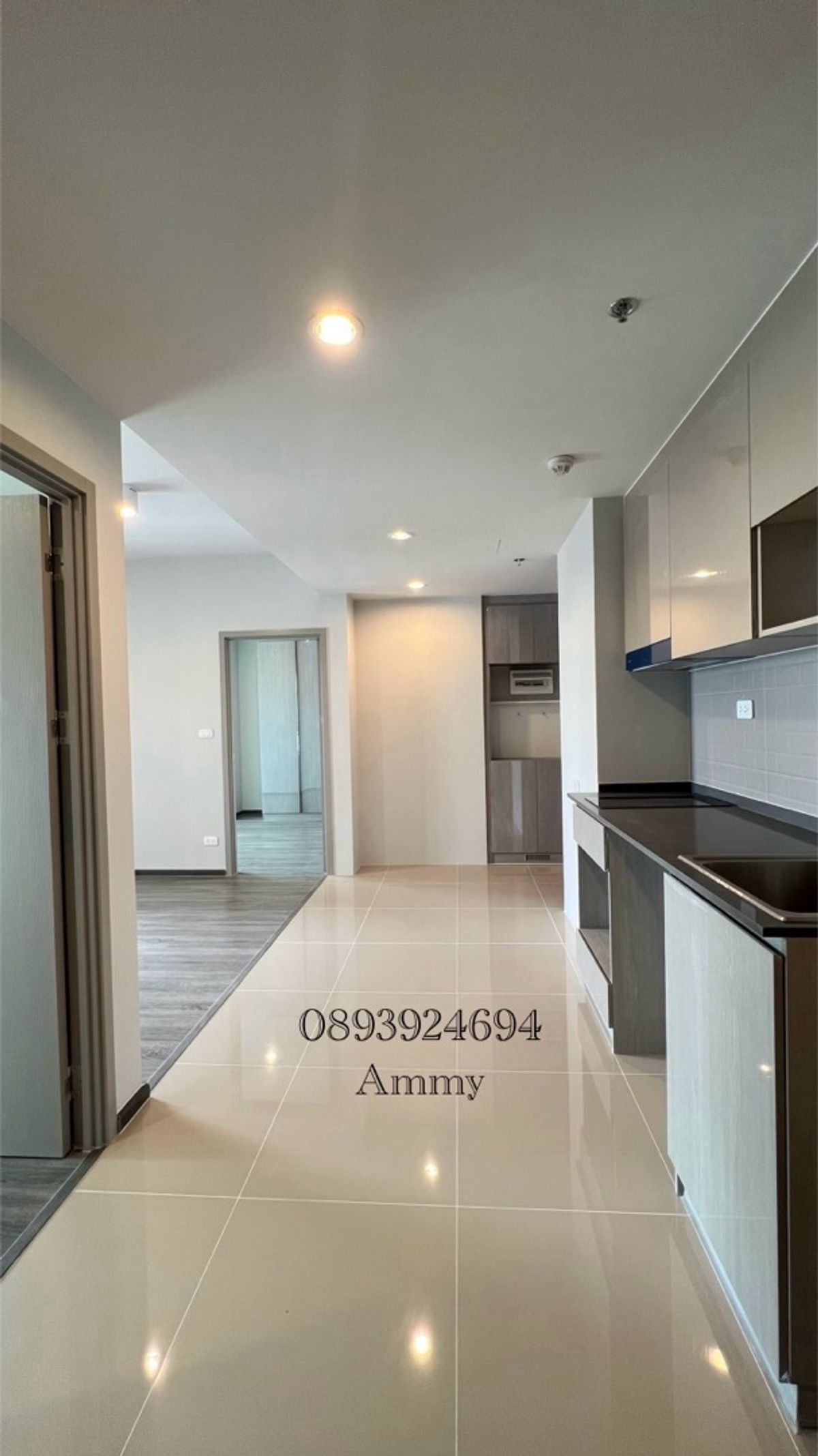 ขายดาวน์คอนโดเสรีไทย-นิด้า : ขายดาวน์ห้องสุดท้าย 5.22 ล้านบาท 53 ตร.ม. 2 นอน 2 น้ำ 2 สิทธิ์จอดรถ 🚘🚖 ติด Mrt.เพียง 50 ม. และ Bts.200 ม. 