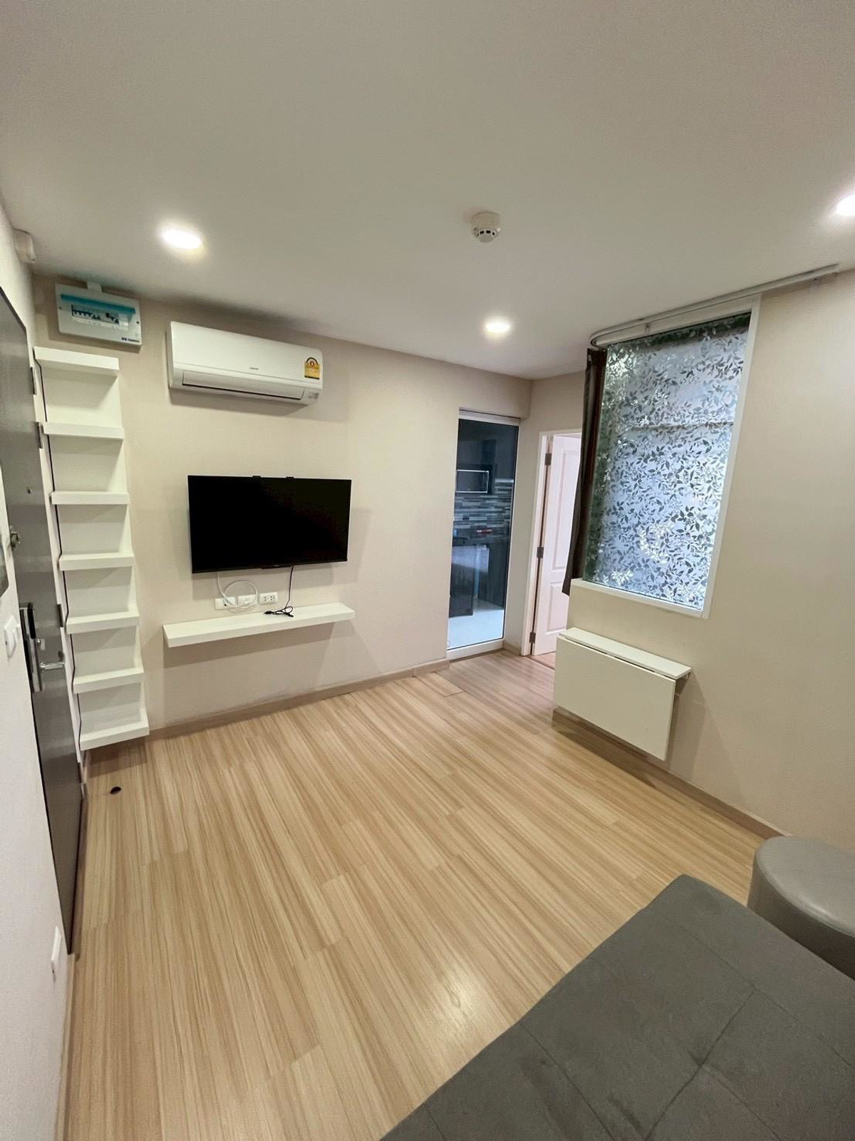 ขายคอนโดปิ่นเกล้า จรัญสนิทวงศ์ : ✨Low rise condo 8ชั้น🔥ขาย ถูกสุดในโครงการ🔥  ชาโตว์ อินทาวน์ จรัญ96/2🔥