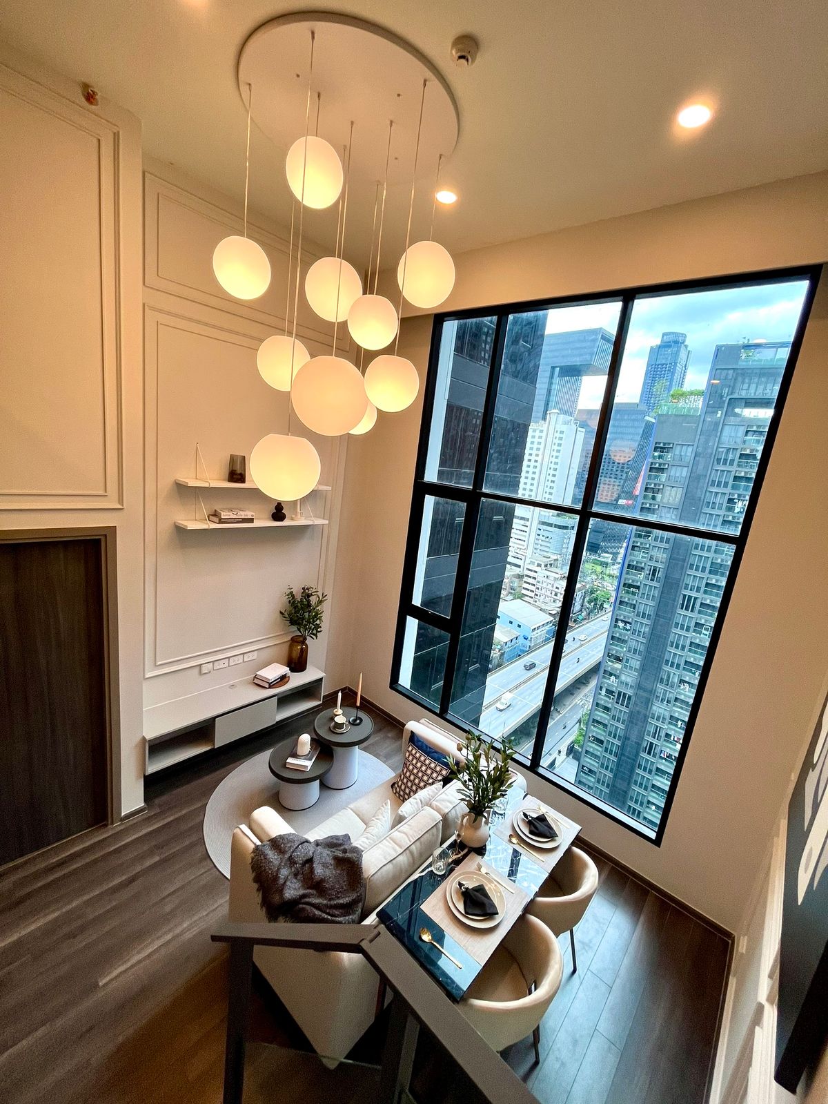 For SaleCondoRama9, Petchburi, RCA : 🔥 Sell more than 2 million 🔥 Duplex 2 bedrooms, complete decoration *** Closed price *** Knightsbridge Space Rama 9, near MRT and Central Rama 9