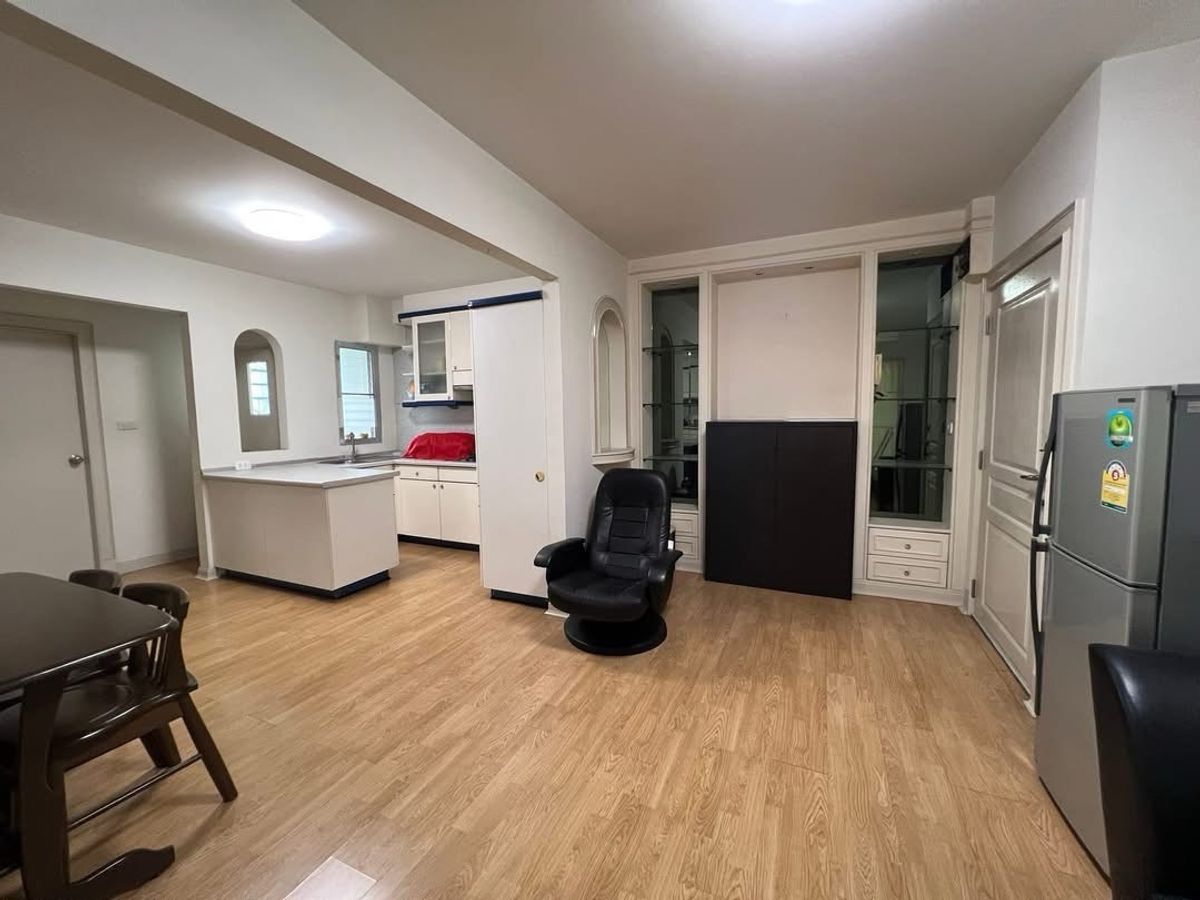 For SaleCondoRattanathibet, Sanambinna : 🌳baan Suanthon Rattanathibet, 1st floor, has a garden in front of the room