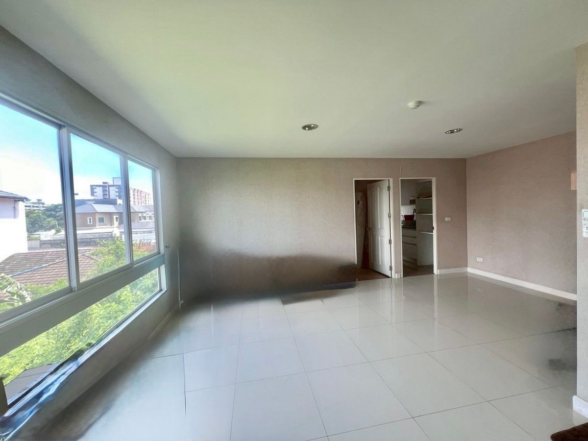 For SaleCondoBangna, Bearing, Lasalle : For Sale Cassia Sukhumvit 107 Condo Area 45 SQM 2.2 MB Corner Room
