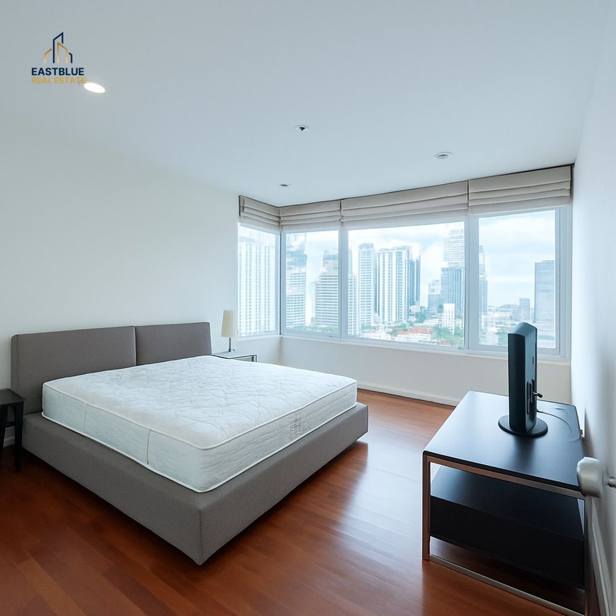 ขายคอนโดสุขุมวิท อโศก ทองหล่อ : หั่นราคา!! ห้องใหญ่ สภาพดี ทำเลดีตลอดกาล The EM District ✨Baan Siri 31✨ 2 ห้องนอน 2 ห้องน้ำ ขนาด 88.41 ตร.ม ใกล้ BTS / MRT พร้อมพงษ์ (1.1 กม.) Tel.0982645161 