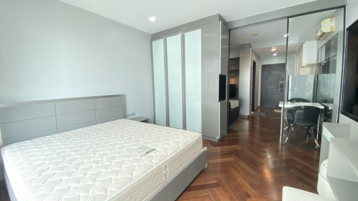 For RentCondoOnnut, Udomsuk : Sky walk Condo Studio 40 sqm  rent 18,000THB per month, Sukhumvit Soi 71, Phra Khanong BTS station