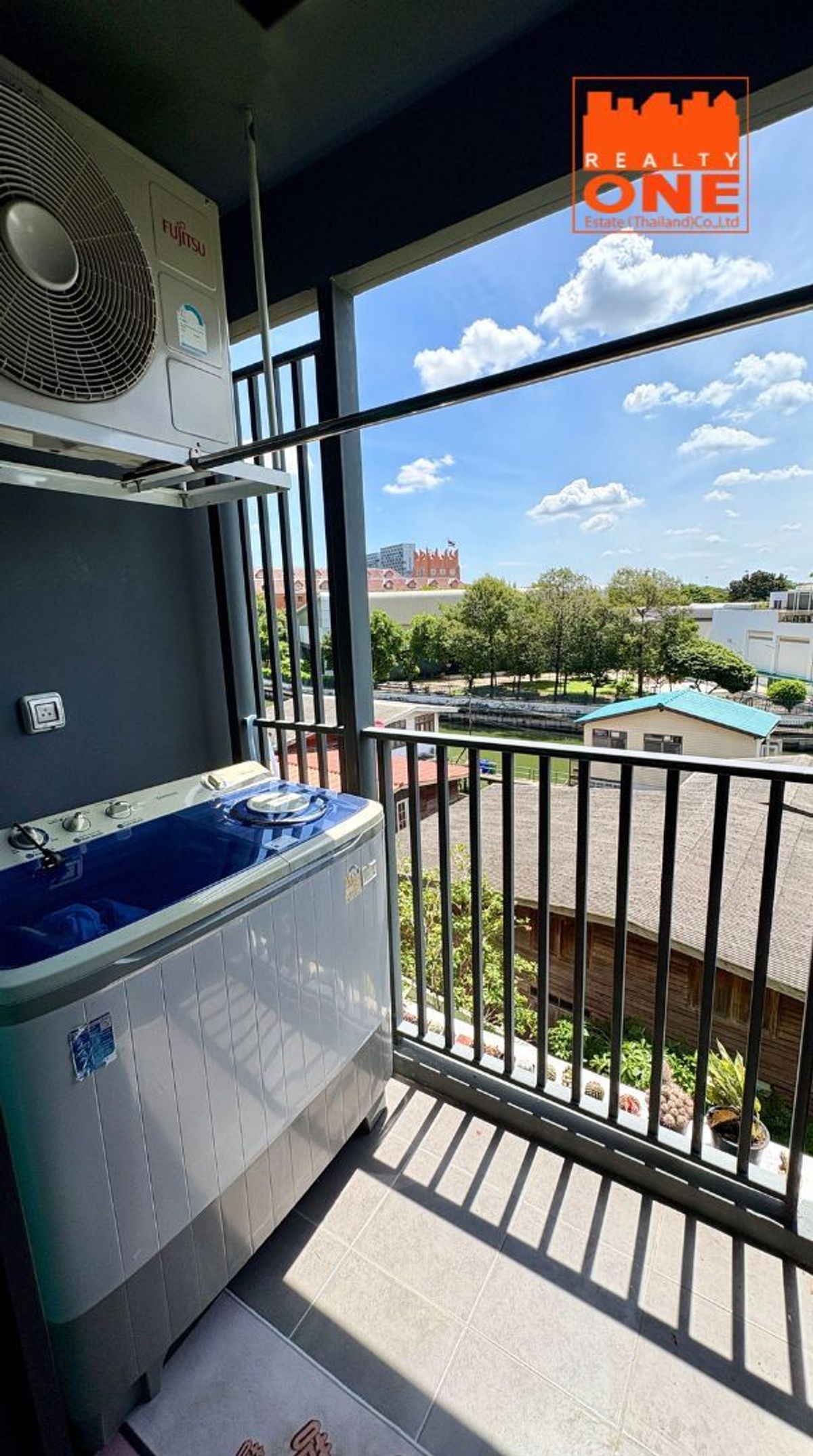 ขายคอนโดพระราม 9 เพชรบุรีตัดใหม่ RCA : ขายคอนโด นิชโมโน พระราม 9 ห้องใหม่ ขนาด 28.9 ตารางเมตร 