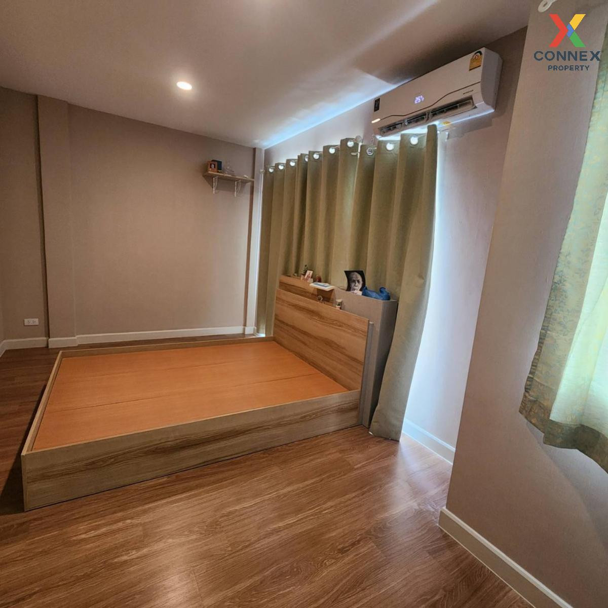 ขายทาวน์โฮมพระราม 5 ราชพฤกษ์ บางกรวย : ขายทาวน์เฮ้าส์/ทาวน์โฮม วี คอมพาวด์ ราชพฤกษ์-ปิ่นเกล้า มหาสวัสดิ์ บางกรวย นนทบุรี CX-135467