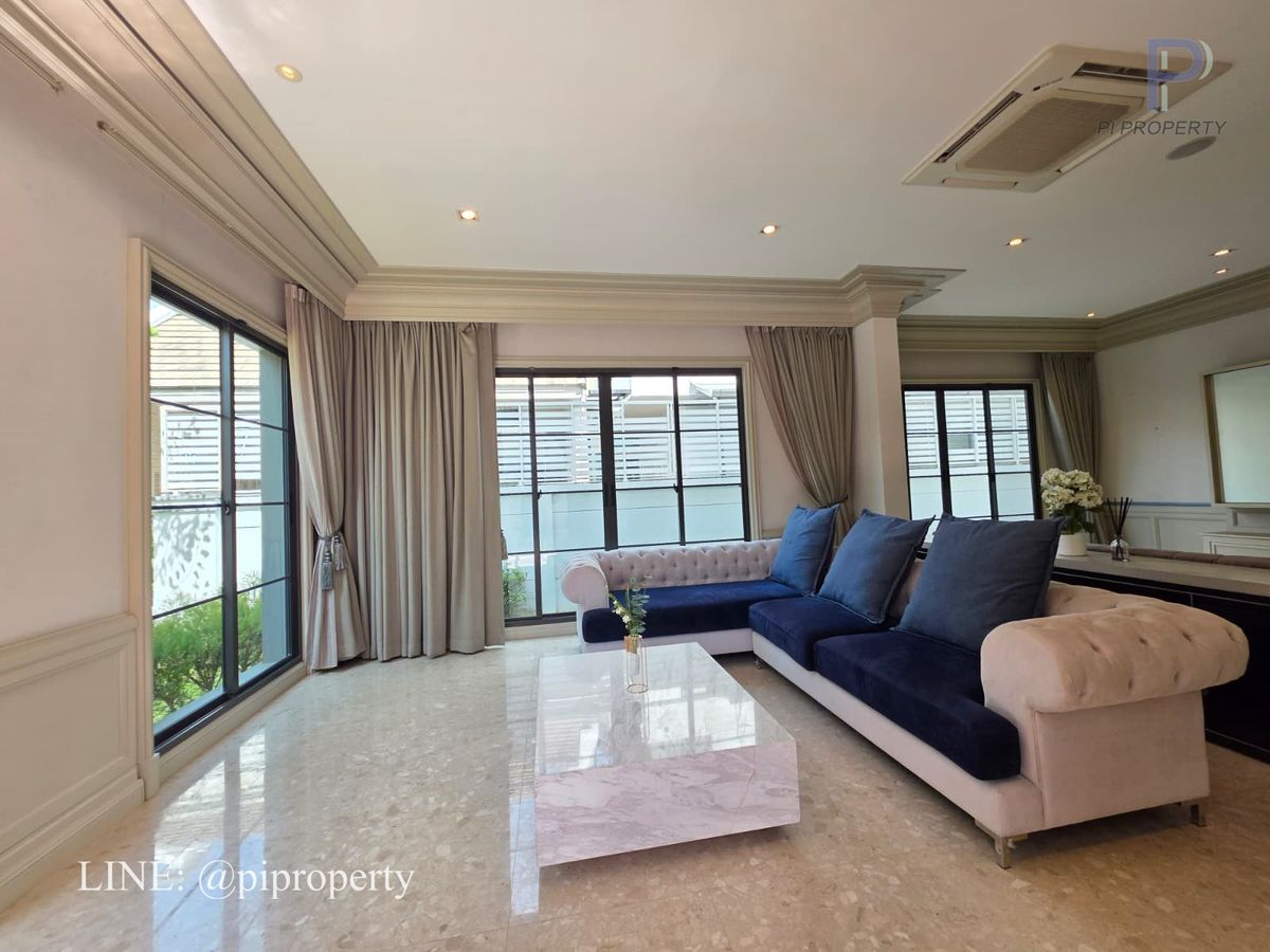 ให้เช่าบ้านบางนา แบริ่ง ลาซาล : ให้เช่า: วิลล่าหรูในโครงการแกรนด์ บางกอก บูเลอวาร์ด สุขุมวิท 4 ห้องนอน 5 ห้องน้ำ