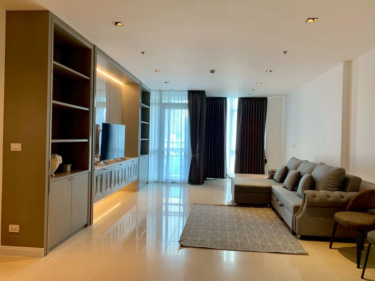 ขายคอนโดวิทยุ ชิดลม หลังสวน : ห้องใหญ่ทำเลดี ใจกลางเพลินจิต-ชิดลม layout หายาก ห้องมุม ✨Athenee Residence✨ 2 ห้องนอน 2 ห้องน้ำ ขนาด 133.57 ตร.ม ใกล้ BTS / MRT เพลินจิต (0.2 กม.) Tel.0982645161 
