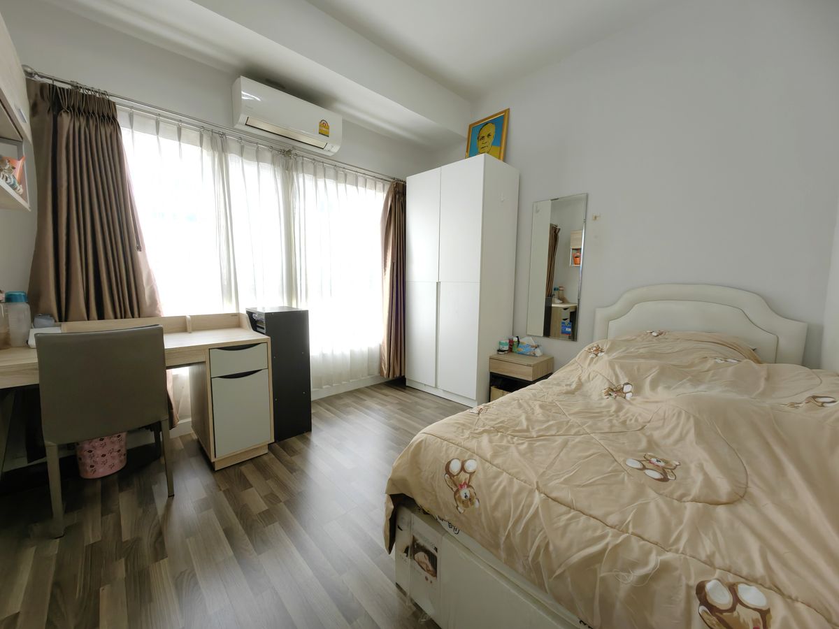 ขายบ้านนวมินทร์ รามอินทรา : บ้านแฝด 2 ชั้น อิคอนเนเจอร์ รามอินทรา 109 ใกล้ถนนรามอินทรา ใกล้รถไฟฟ้าสายสีชมพู แถมเฟอร์พร้อมเข้าอยู่ได้เลย ถูกสุดในโครงการ