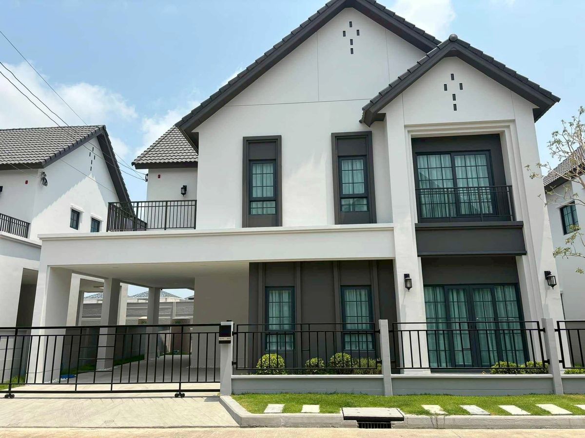 ให้เช่าบ้านบางนา แบริ่ง ลาซาล : RENT: รหัสทรัพย์ H2327 🎯บ้านเดี่ยว Centro ฺBangna