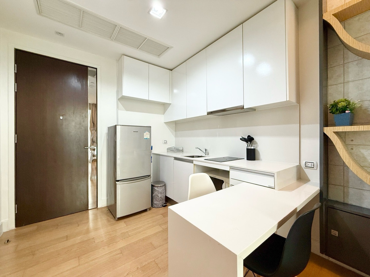 ให้เช่าคอนโดลาดพร้าว เซ็นทรัลลาดพร้าว : ให้เช่าด่วน 🌈✨EQUINOX Paholyothin-Viphava 1 bed 1 bath 40 ตร.ม. ห้องสวย วิวสวนพร้อมอยู่ โทร 092-2462653 Donut